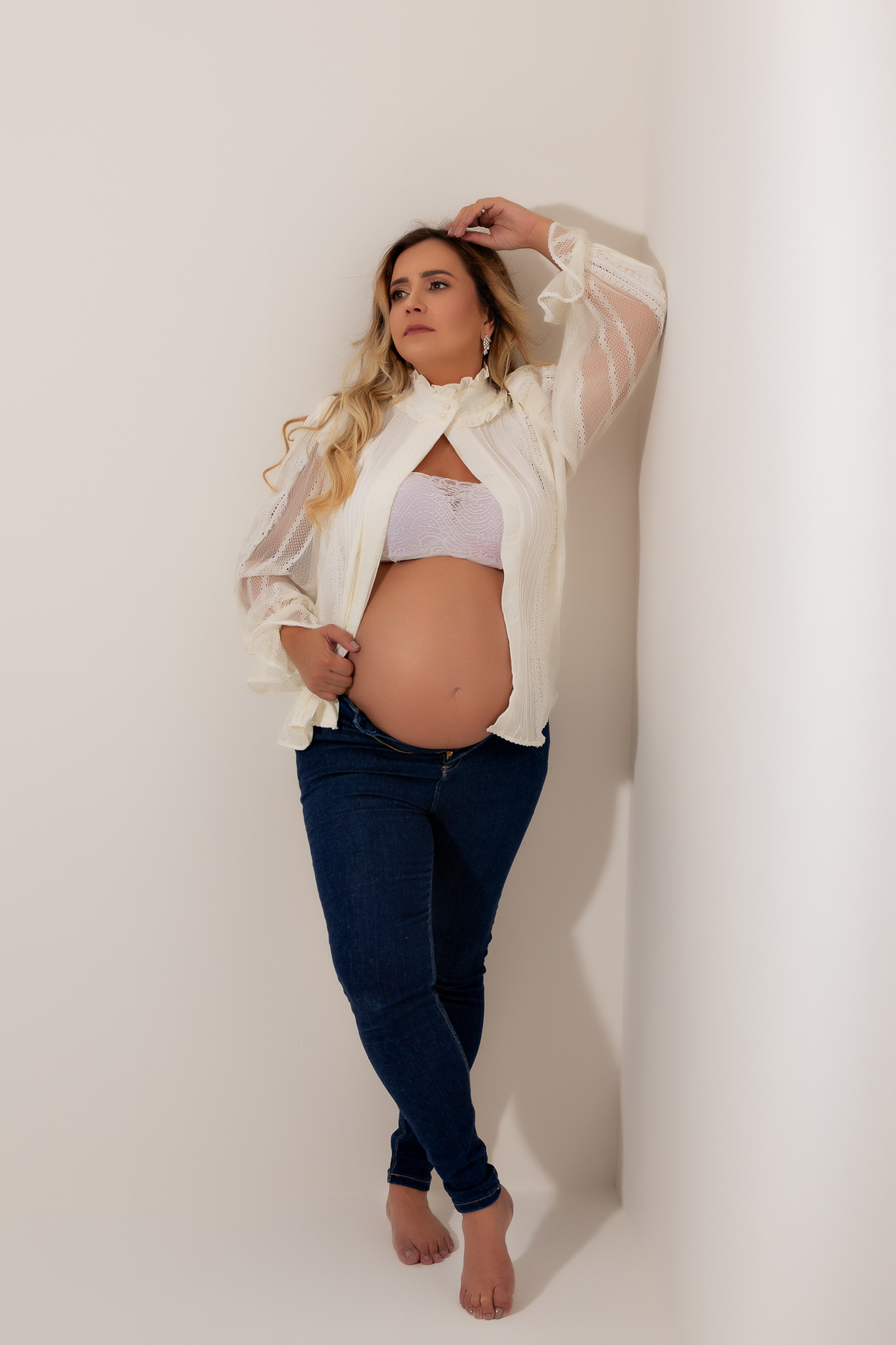 ensaio de gestante em estúdio fotográfico em belo horizonte marcos felipe fotografia