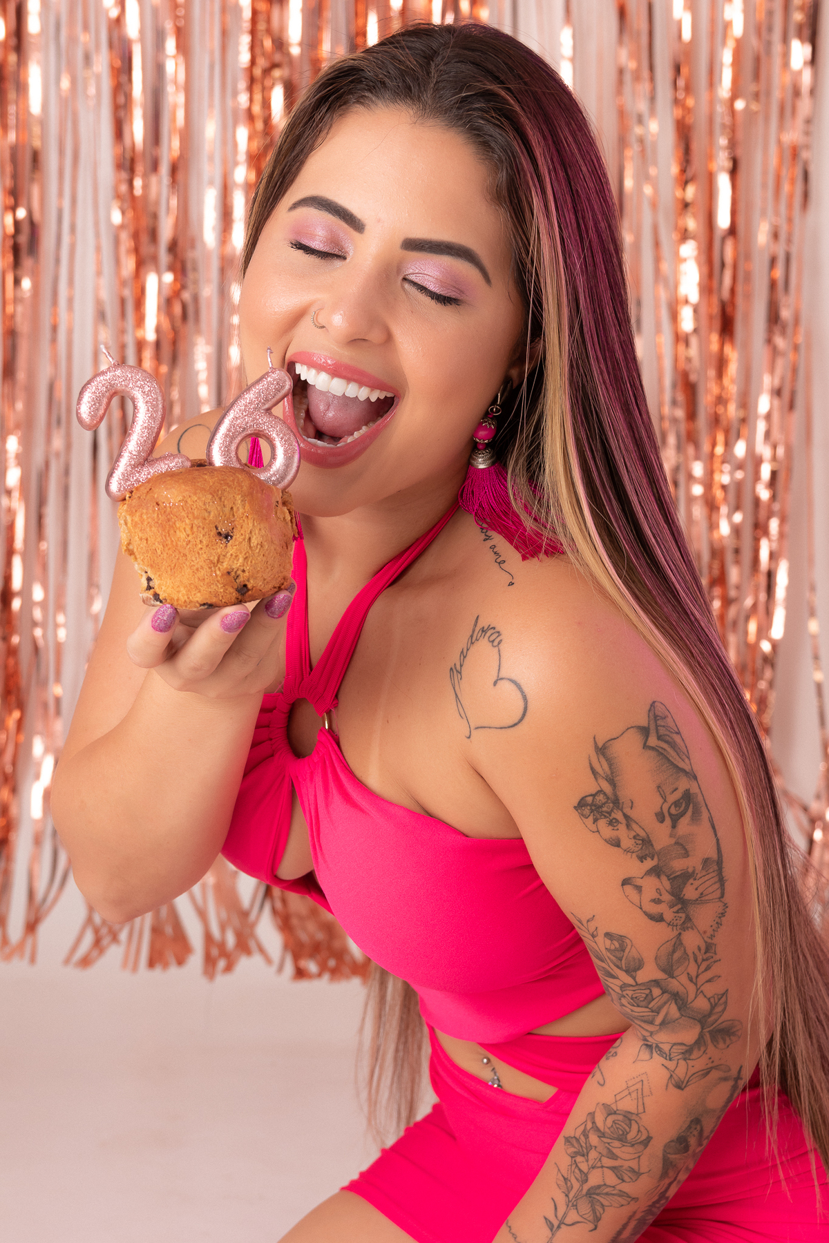 ensaio de aniversario mulher rosa estúdio bh belo horizonte book niver