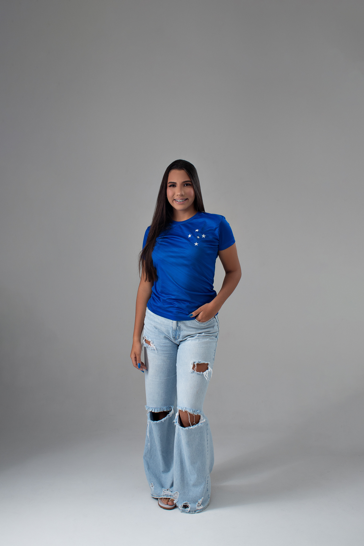 ensaio debutante 15 anos em estúdio belo horizonte bh contagem cruzeiro rosa chique elegante branco preto marcos felipe fotografia