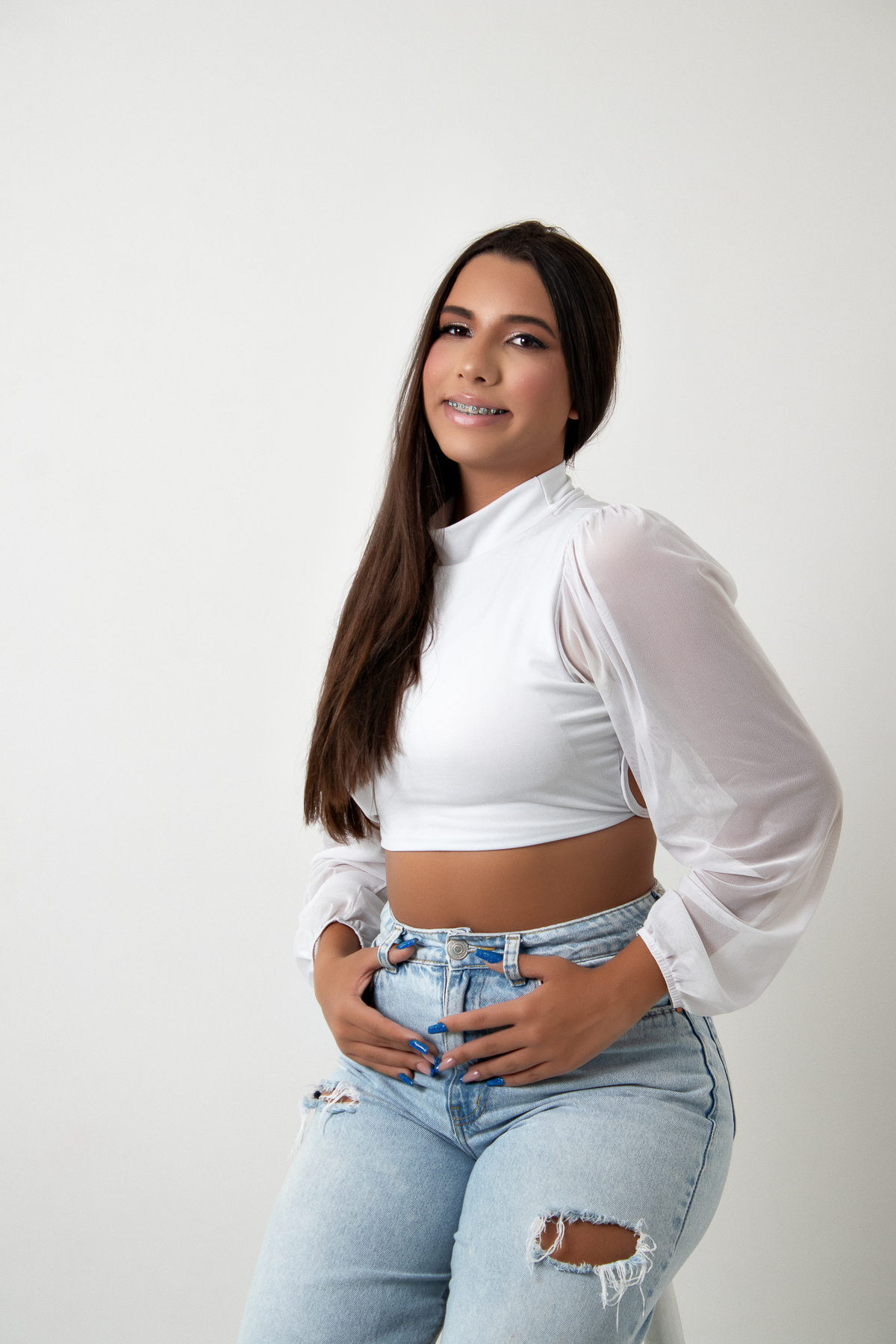 ensaio debutante 15 anos em estúdio belo horizonte bh contagem cruzeiro rosa chique elegante branco preto marcos felipe fotografia