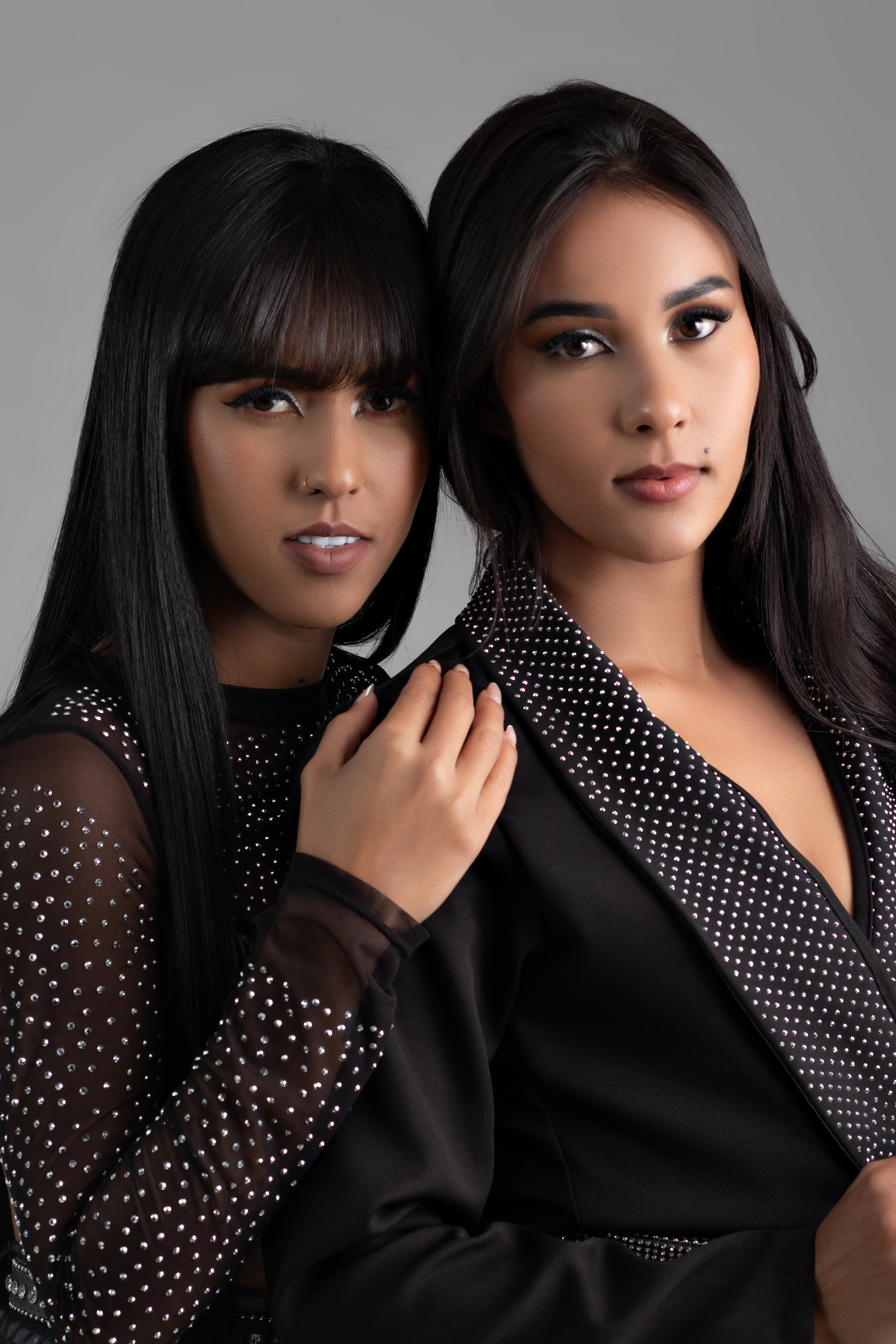 ensaio profissional press kit dupla sertaneja belo horizonte santa luzia estúdio mulheres preto branco marcos felipe fotografia