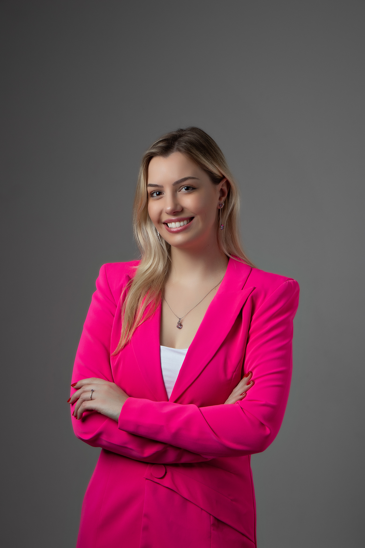 ensaio corporativo profissional médica dermatologista catarina michels estúdio rosa preto belo horizonte contagem bh marcos felipe fotografia