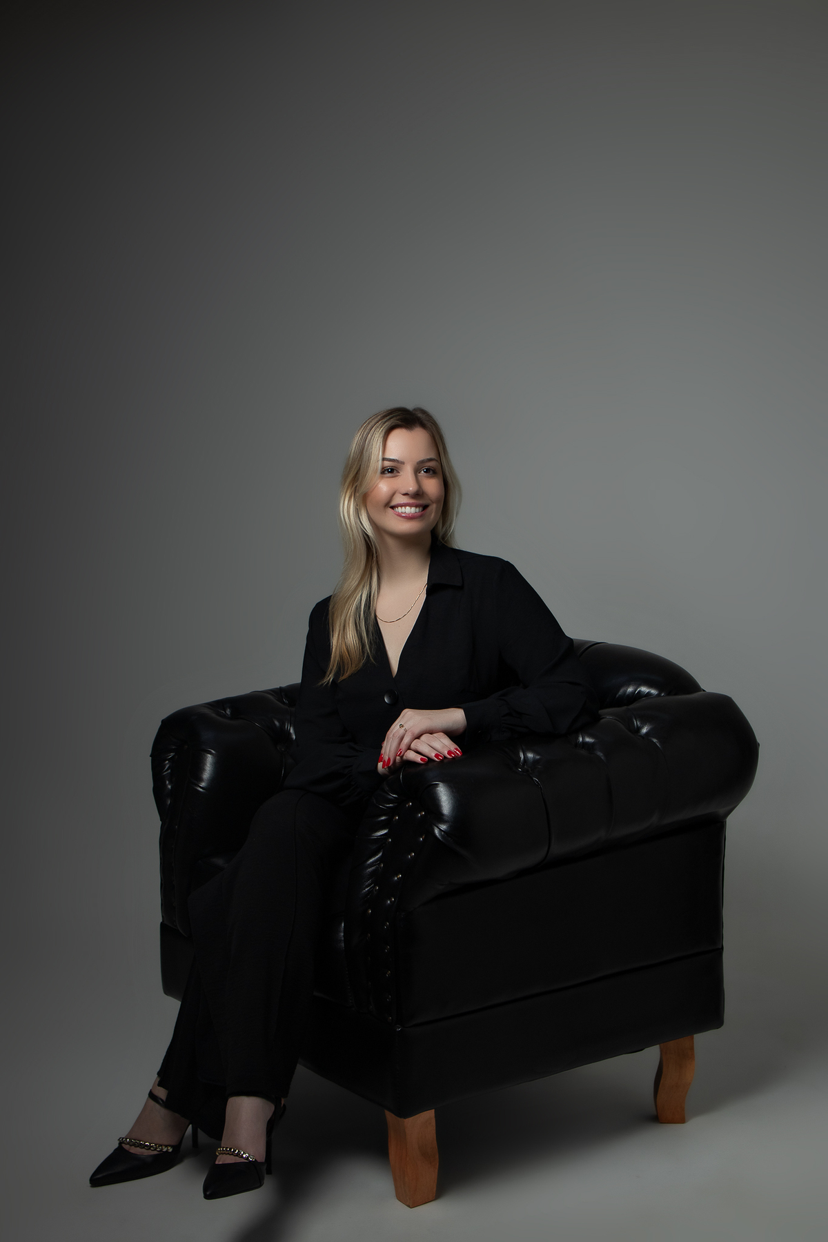 ensaio corporativo profissional médica dermatologista catarina michels estúdio rosa preto belo horizonte contagem bh marcos felipe fotografia