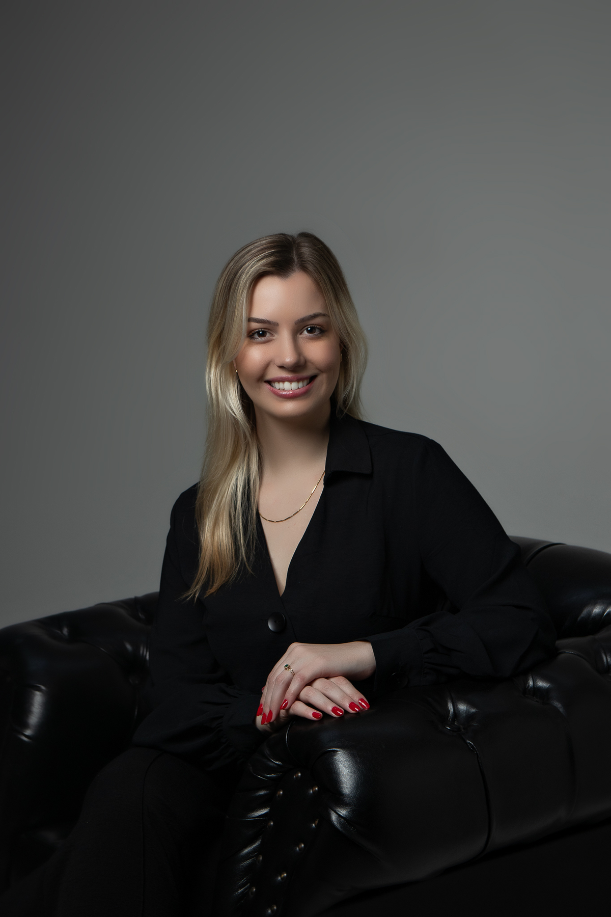 ensaio corporativo profissional médica dermatologista catarina michels estúdio rosa preto belo horizonte contagem bh marcos felipe fotografia