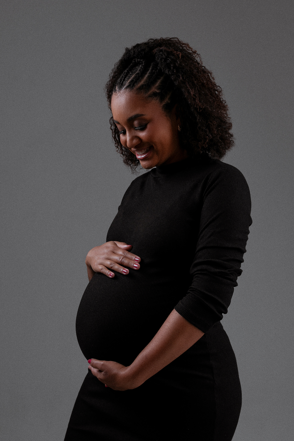 ensaio de gestante em estúdio look preto pregnant marcos felipe fotografia bh belo horizonte contagem mg barreiro