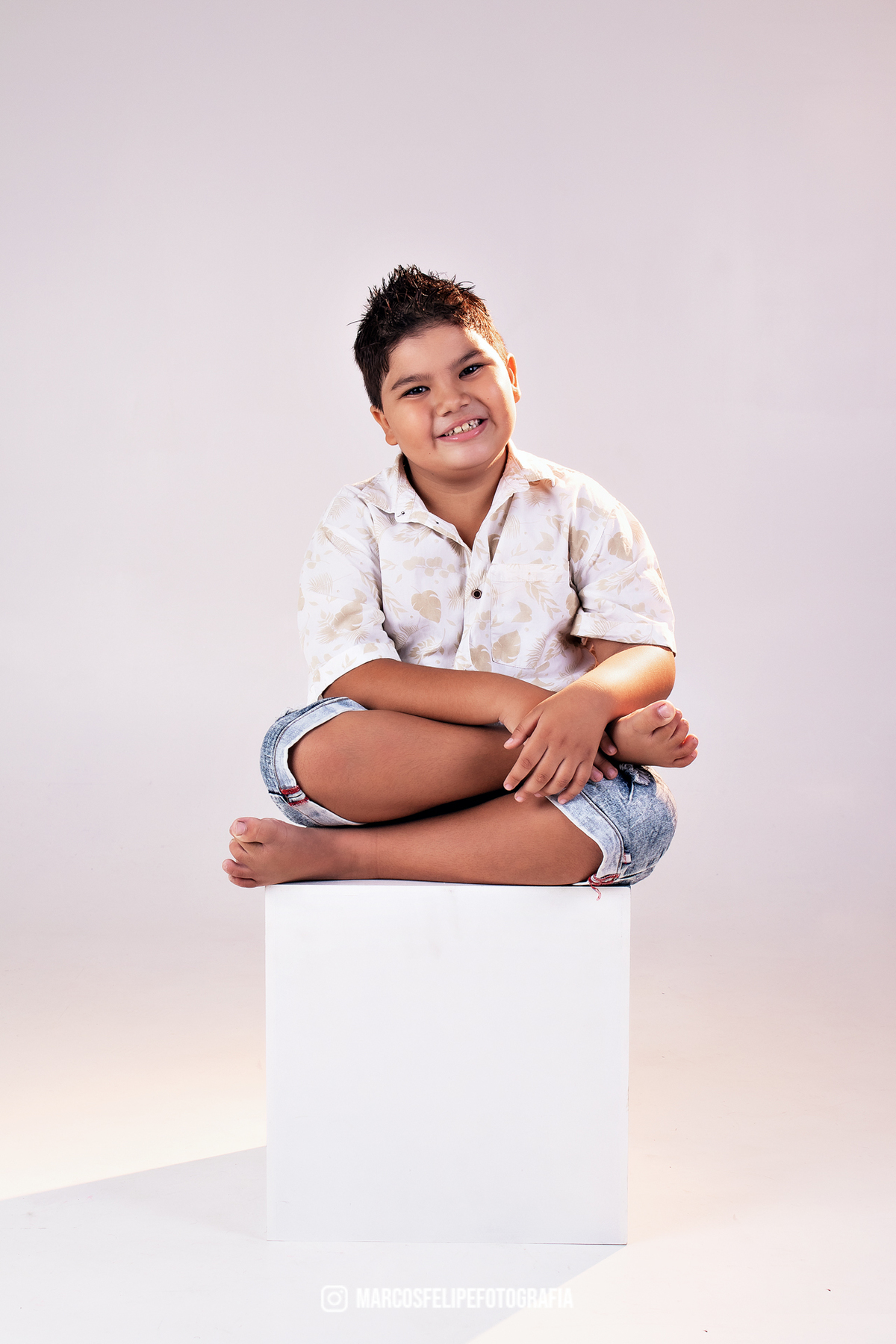 ensaio-infantil-estudio-marcos-felipe-fotografia-belo-horizonte