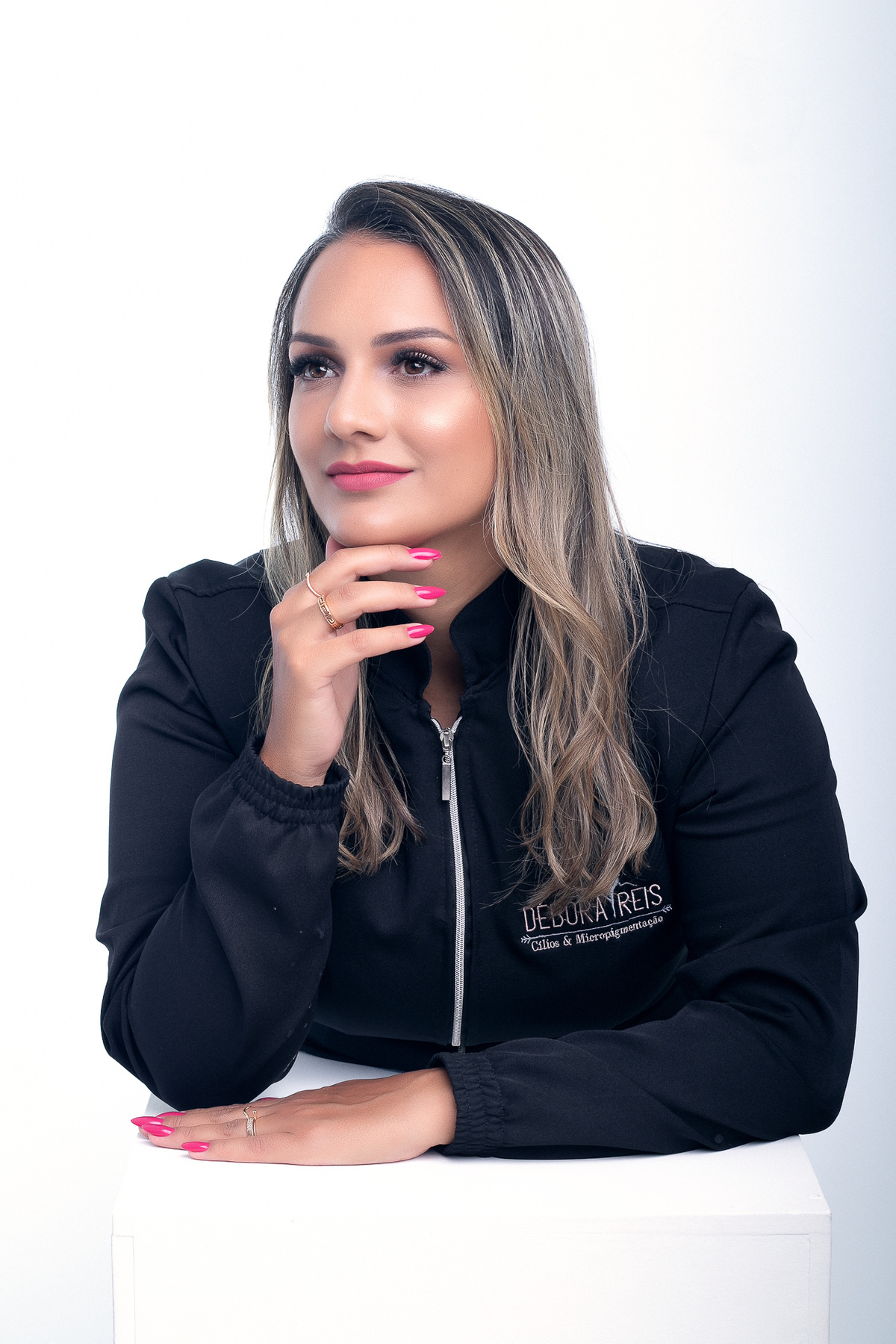 ensaio-corporativo-profissional-debora-reis-marcos-felipe-fotografia-estudio-belo-horizonte-contagem