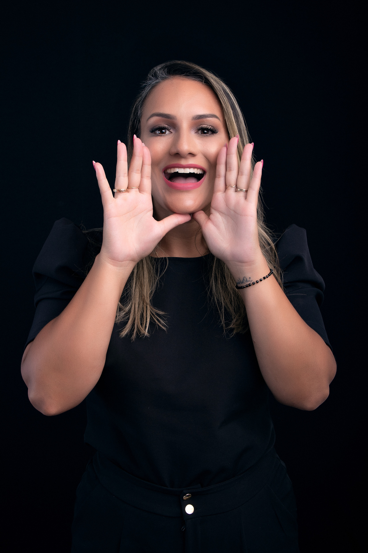 ensaio-corporativo-profissional-debora-reis-marcos-felipe-fotografia-estudio-belo-horizonte-contagem