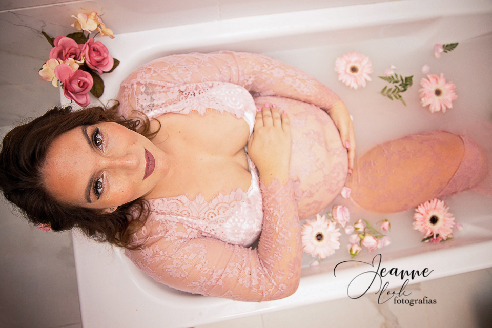 Pré mamã
Gestante
Sessão fotografica
Jeanne Look
Fotografia
Banho de leite