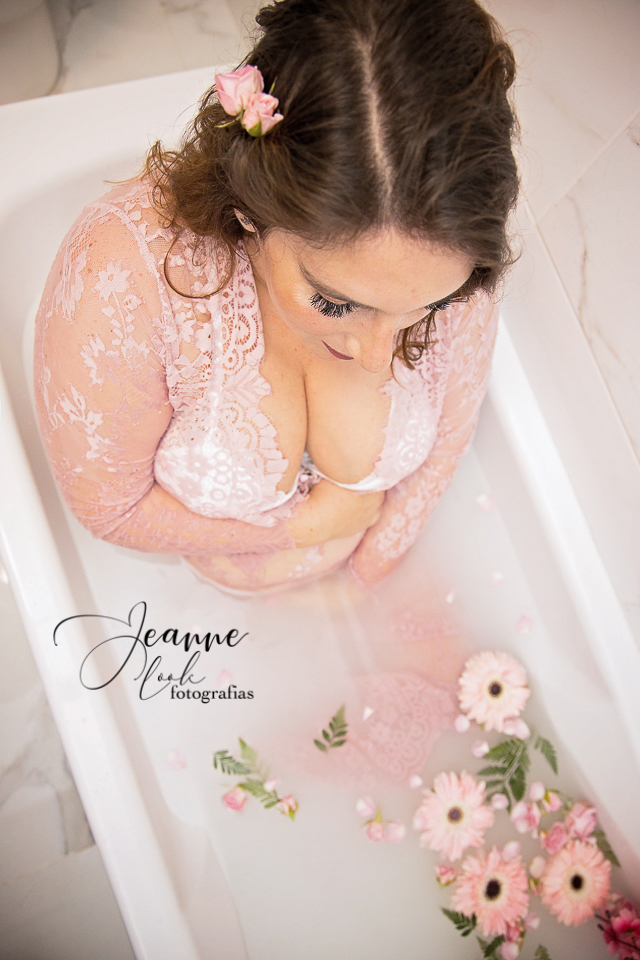 Pré mamã
Gestante
Sessão fotografica
Jeanne Look
Fotografia
Banho de leite