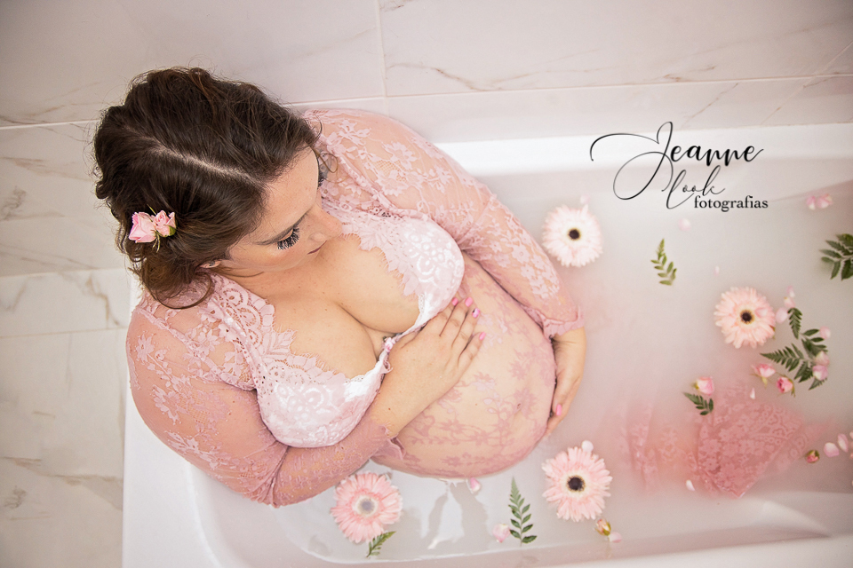 Pré mamã
Gestante
Sessão fotografica
Jeanne Look
Fotografia
Banho de leite