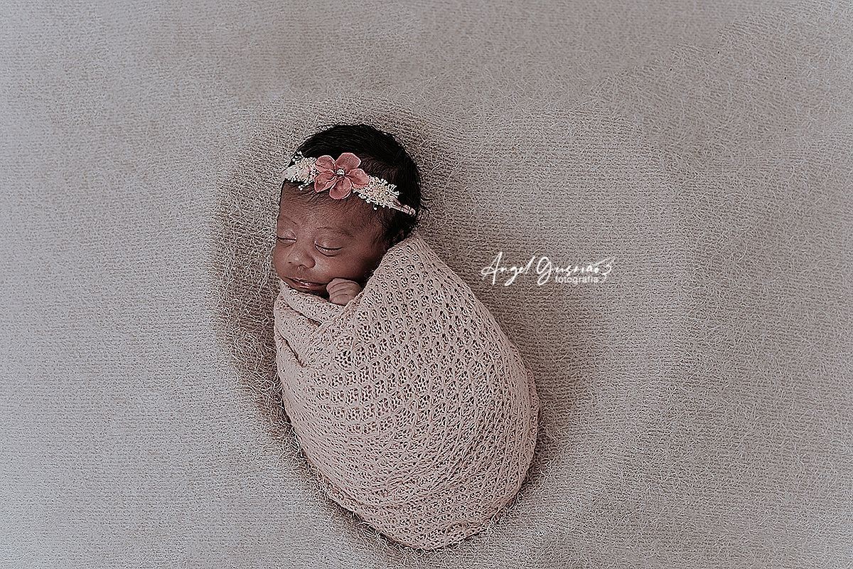 Os Primeiros dias Da Lorena - Ensaio de Recém Nascido - Home Stúdio Angel Gusmão Fotografia - Mogi das cruzes
