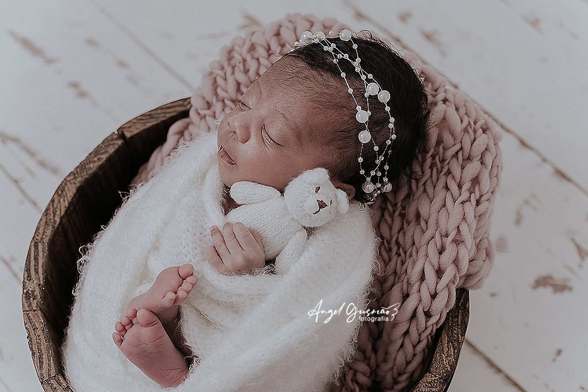 Os Primeiros dias Da Lorena - Ensaio de Recém Nascido - Home Stúdio Angel Gusmão Fotografia - Mogi das cruzes
