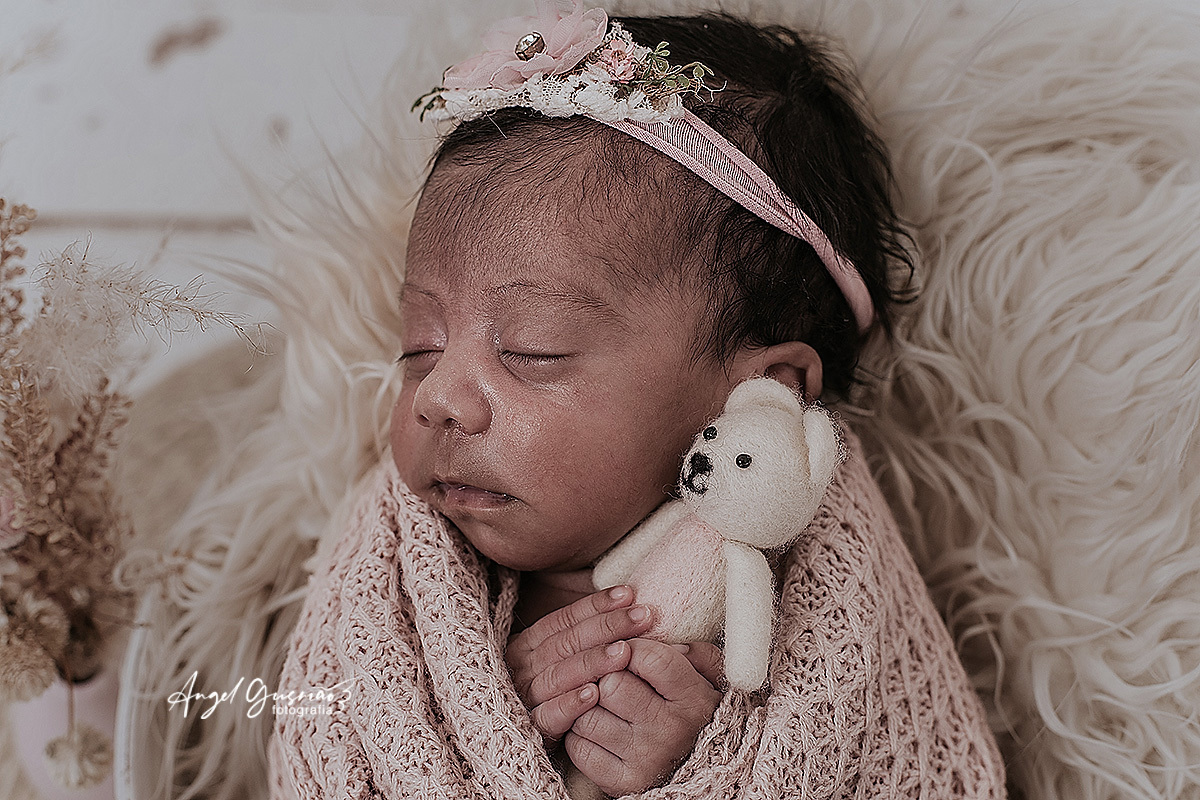 Os Primeiros dias Da Lorena - Ensaio de Recém Nascido - Home Stúdio Angel Gusmão Fotografia - Mogi das cruzes