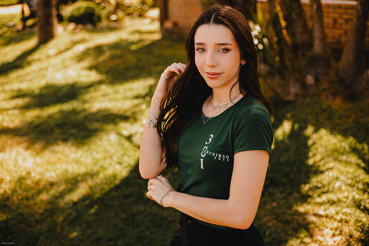 Momento coletivo dos formandos em ensaio ao ar livre na La Estancia