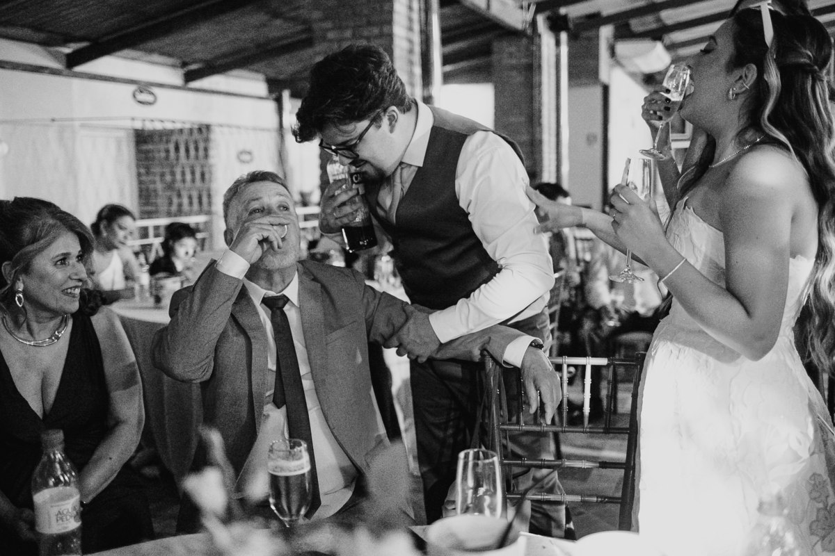 Encerramento de um casamento na La Estancia marcado por amor, conexão e celebração.