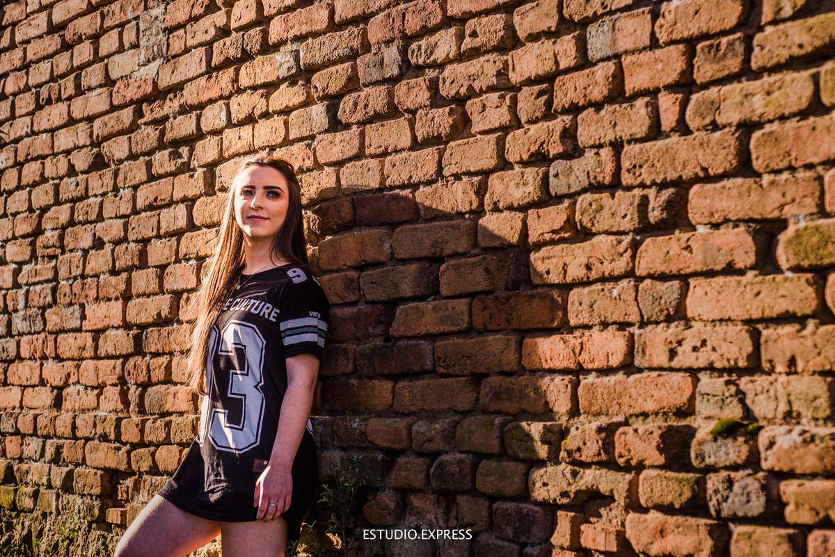 estúdio fotográfico-fotografo-família-15anos-ensaio-casamento-formatura-book de fotos-fotografa-ensaio gestante-festa de 15 anos-pré wedding-fotos profissionais-corporativos-retratos-fotos de bebê-sessão de fotos-mini wedding-dia do fotografo-ensaio newbo