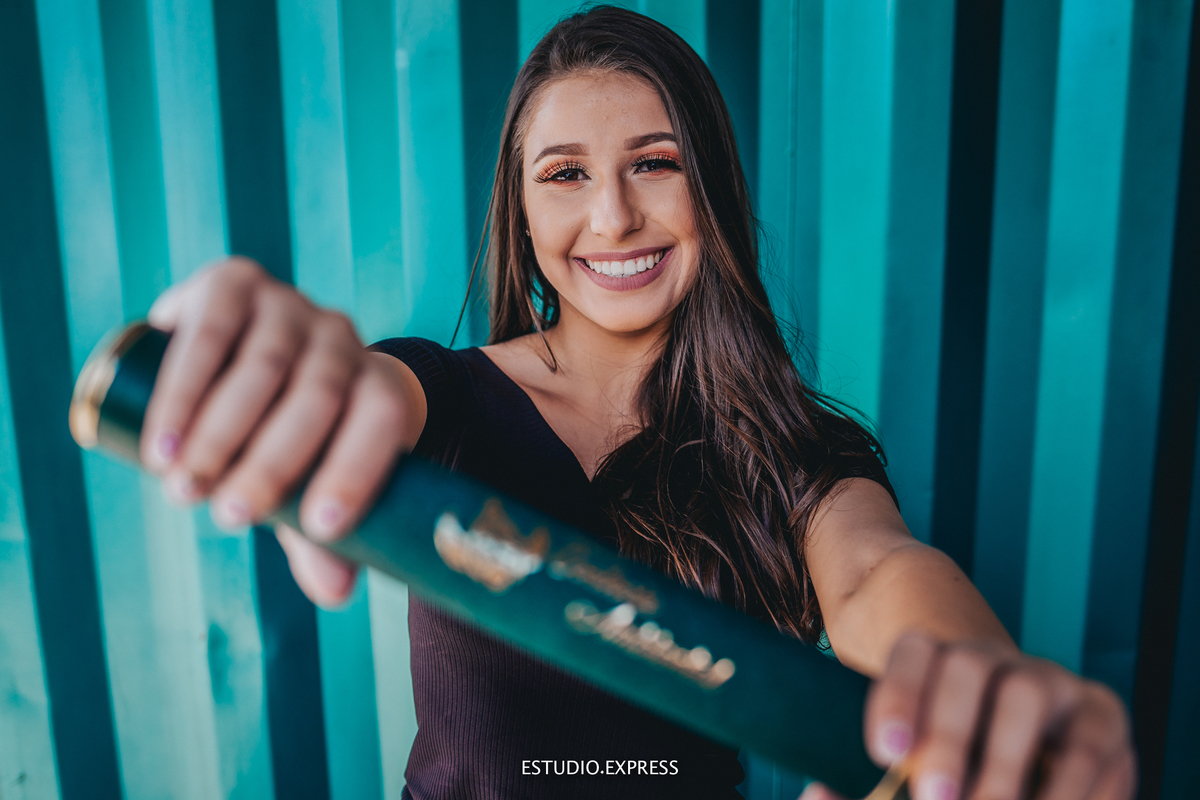 estúdio fotográfico-fotografo-família-15anos-ensaio-casamento-formatura-book de fotos-fotografa-ensaio gestante-festa de 15 anos-pré wedding-fotos profissionais-corporativos-retratos-fotos de bebê-sessão de fotos-mini wedding-dia do fotografo-ensaio newbo