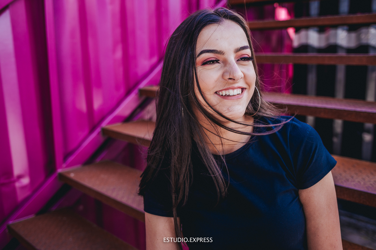 estúdio fotográfico-fotografo-família-15anos-ensaio-casamento-formatura-book de fotos-fotografa-ensaio gestante-festa de 15 anos-pré wedding-fotos profissionais-corporativos-retratos-fotos de bebê-sessão de fotos-mini wedding-dia do fotografo-ensaio newbo