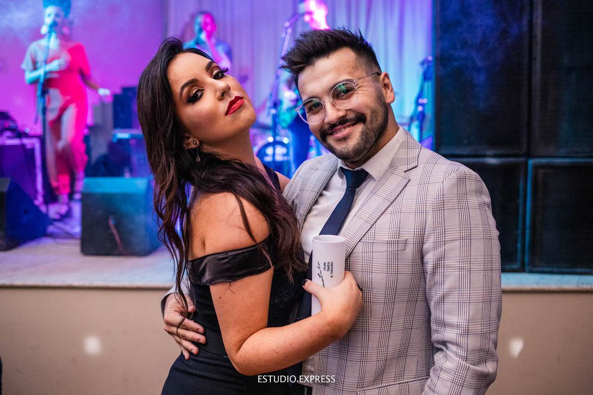 estúdio fotográfico-fotografo-família-15anos-ensaio-casamento-formatura-book de fotos-fotografa-ensaio gestante-festa de 15 anos-pré wedding-fotos profissionais-corporativos-retratos-fotos de bebê-sessão de fotos-mini wedding-dia do fotografo-ensaio newbo