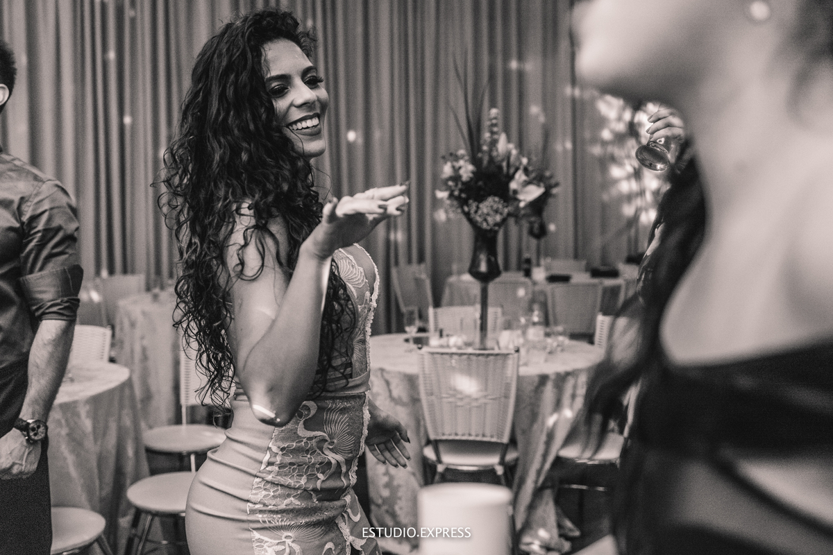 estúdio fotográfico-fotografo-família-15anos-ensaio-casamento-formatura-book de fotos-fotografa-ensaio gestante-festa de 15 anos-pré wedding-fotos profissionais-corporativos-retratos-fotos de bebê-sessão de fotos-mini wedding-dia do fotografo-ensaio newbo