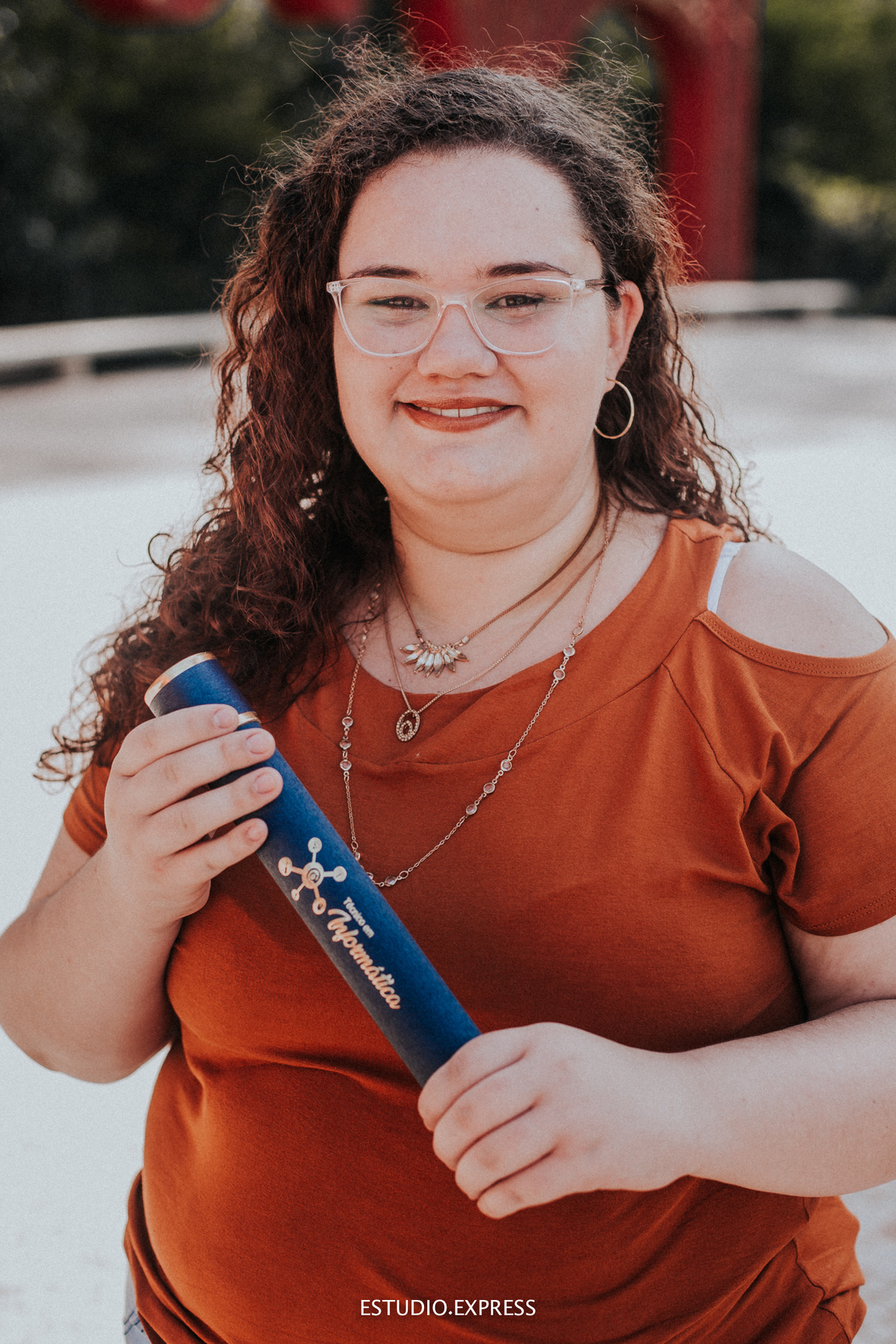 estúdio fotográfico-fotografo-família-15anos-ensaio-casamento-formatura-book de fotos-fotografa-ensaio gestante-festa de 15 anos-pré wedding-fotos profissionais-corporativos-ifsul-camaqua-ifcamaqua-formatura-turma-ensaio-tca-foto