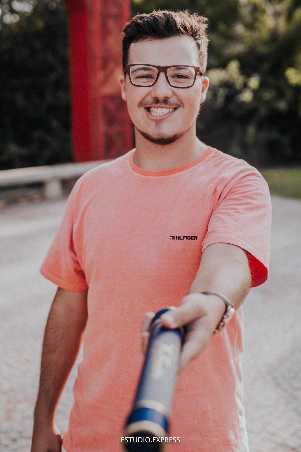 estúdio fotográfico-fotografo-família-15anos-ensaio-casamento-formatura-book de fotos-fotografa-ensaio gestante-festa de 15 anos-pré wedding-fotos profissionais-corporativos-ifsul-camaqua-ifcamaqua-formatura-turma-ensaio-tca-foto