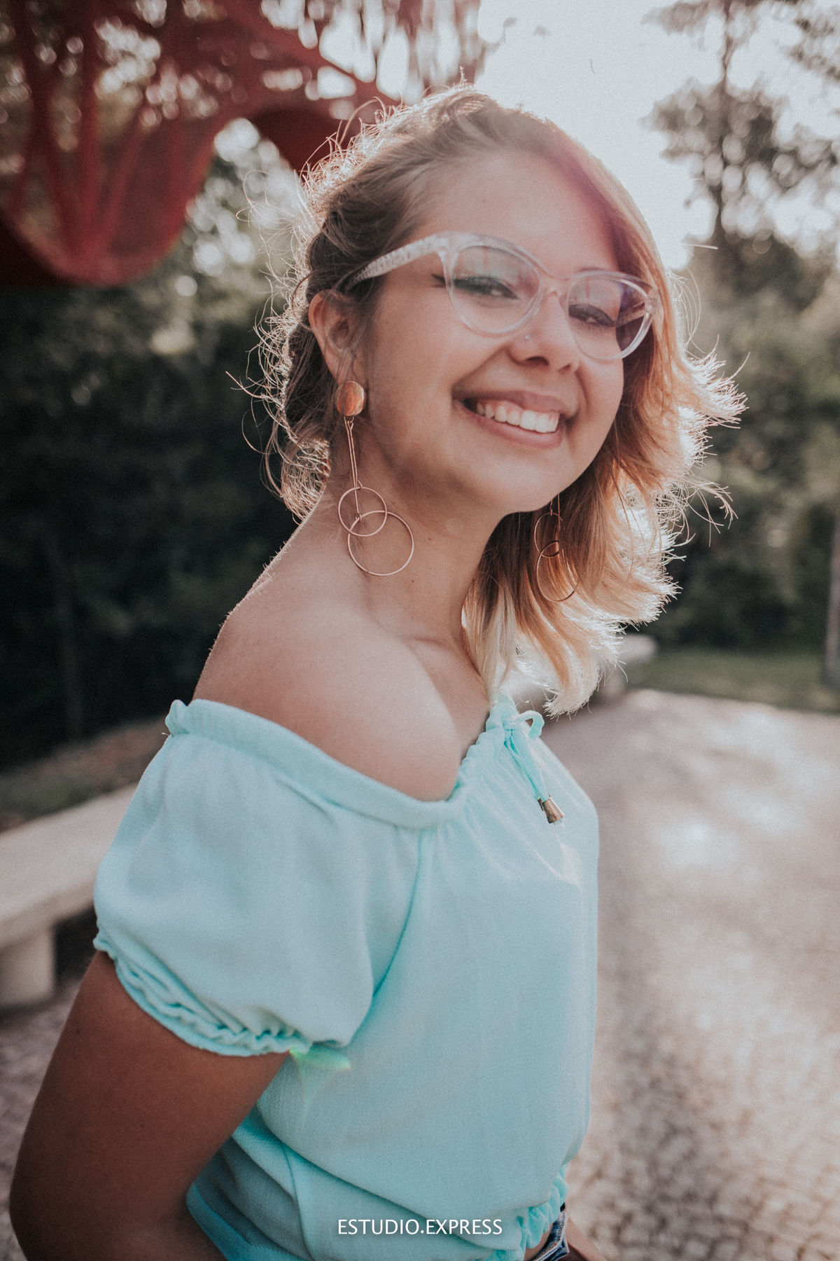 estúdio fotográfico-fotografo-família-15anos-ensaio-casamento-formatura-book de fotos-fotografa-ensaio gestante-festa de 15 anos-pré wedding-fotos profissionais-corporativos-ifsul-camaqua-ifcamaqua-formatura-turma-ensaio-tca-foto