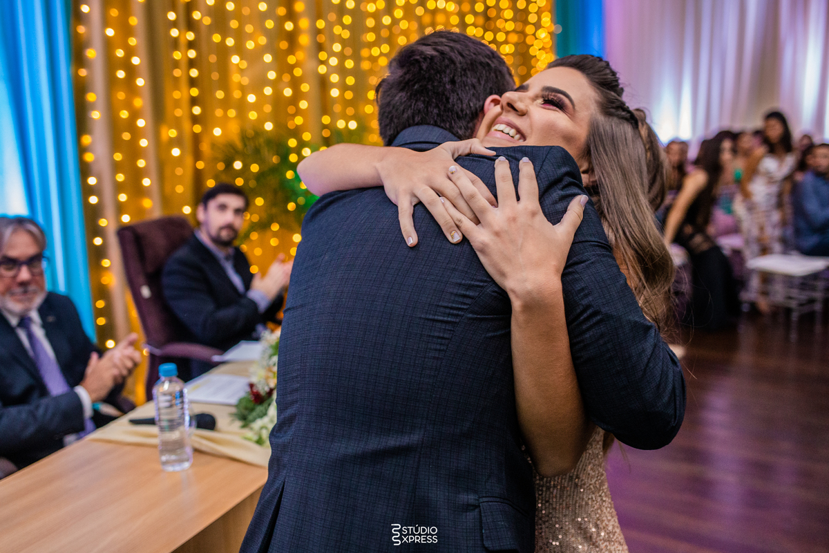 estúdio fotográfico-fotografo-família-15anos-ensaio-casamento-formatura-book de fotos-fotografa-ensaio gestante-festa de 15 anos-pré wedding-fotos profissionais-corporativos-retratos-fotos de bebê-sessão de fotos-mini wedding-dia do fotografo-ensaio newbo