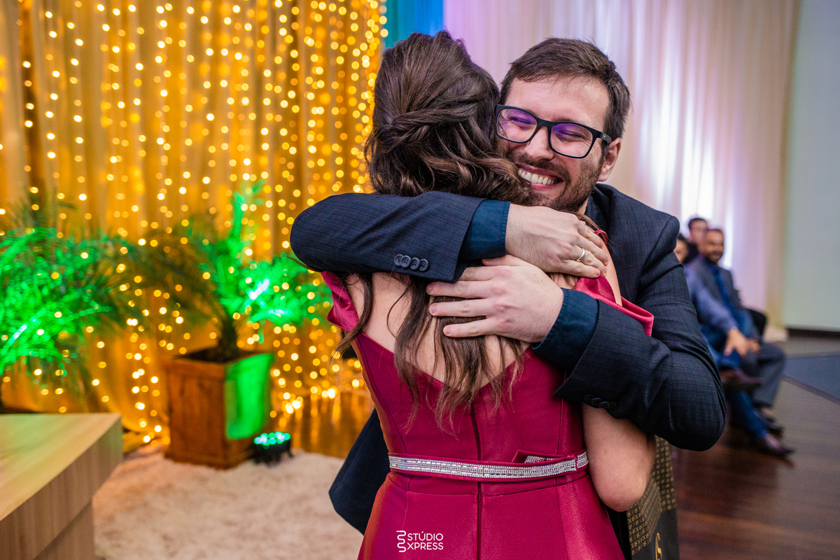 estúdio fotográfico-fotografo-família-15anos-ensaio-casamento-formatura-book de fotos-fotografa-ensaio gestante-festa de 15 anos-pré wedding-fotos profissionais-corporativos-retratos-fotos de bebê-sessão de fotos-mini wedding-dia do fotografo-ensaio newbo