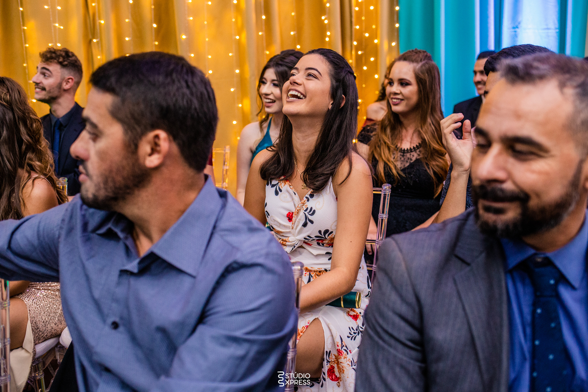 estúdio fotográfico-fotografo-família-15anos-ensaio-casamento-formatura-book de fotos-fotografa-ensaio gestante-festa de 15 anos-pré wedding-fotos profissionais-corporativos-retratos-fotos de bebê-sessão de fotos-mini wedding-dia do fotografo-ensaio newbo