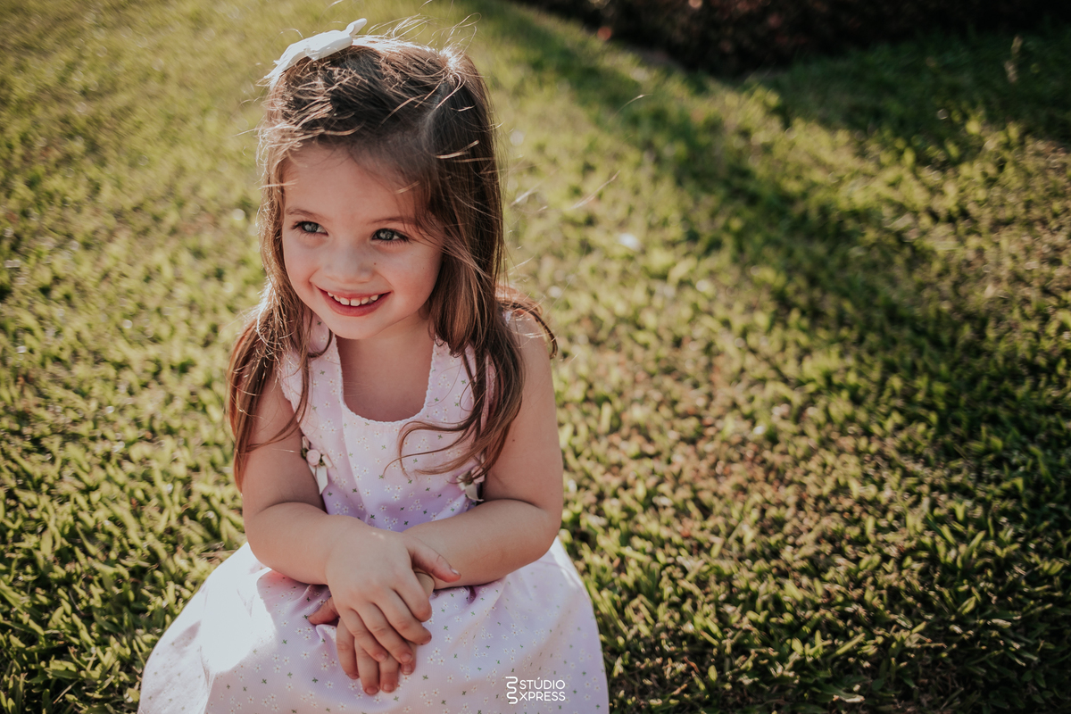 estúdio fotográfico-fotografo-família-15anos-ensaio-casamento-formatura-book de fotos-fotografa-ensaio gestante-festa de 15 anos-pré wedding-fotos profissionais-corporativos-retratos-fotos de bebê-sessão de fotos-mini wedding-dia do fotografo-ensaio newbo