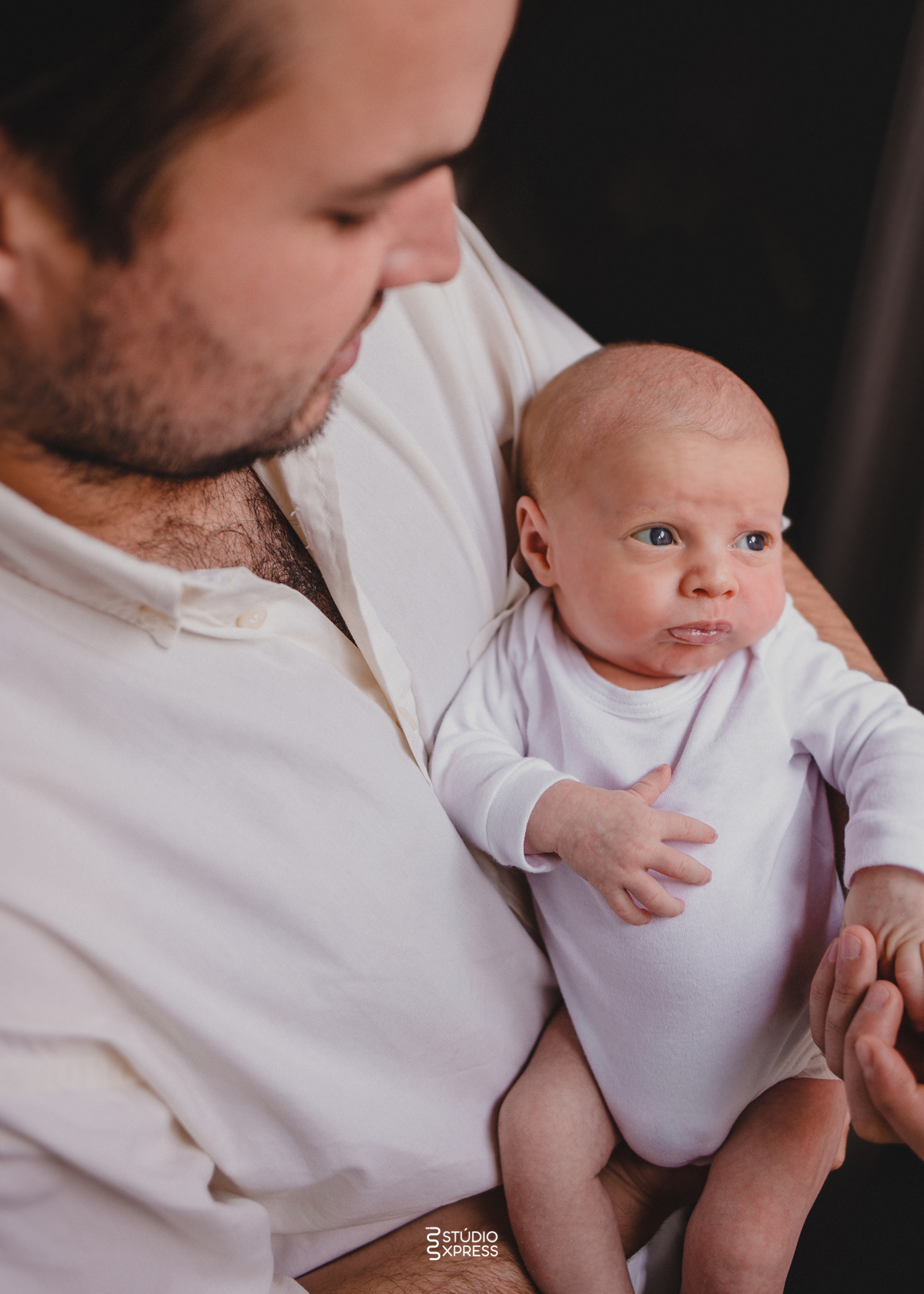 estúdio fotográfico-fotografo-família-15anos-ensaio-casamento-formatura-book de fotos-fotografa-ensaio gestante-festa de 15 anos-pré wedding-fotos profissionais-corporativos-retratos-fotos de bebê-sessão de fotos-mini wedding-dia do fotografo-ensaio newbo