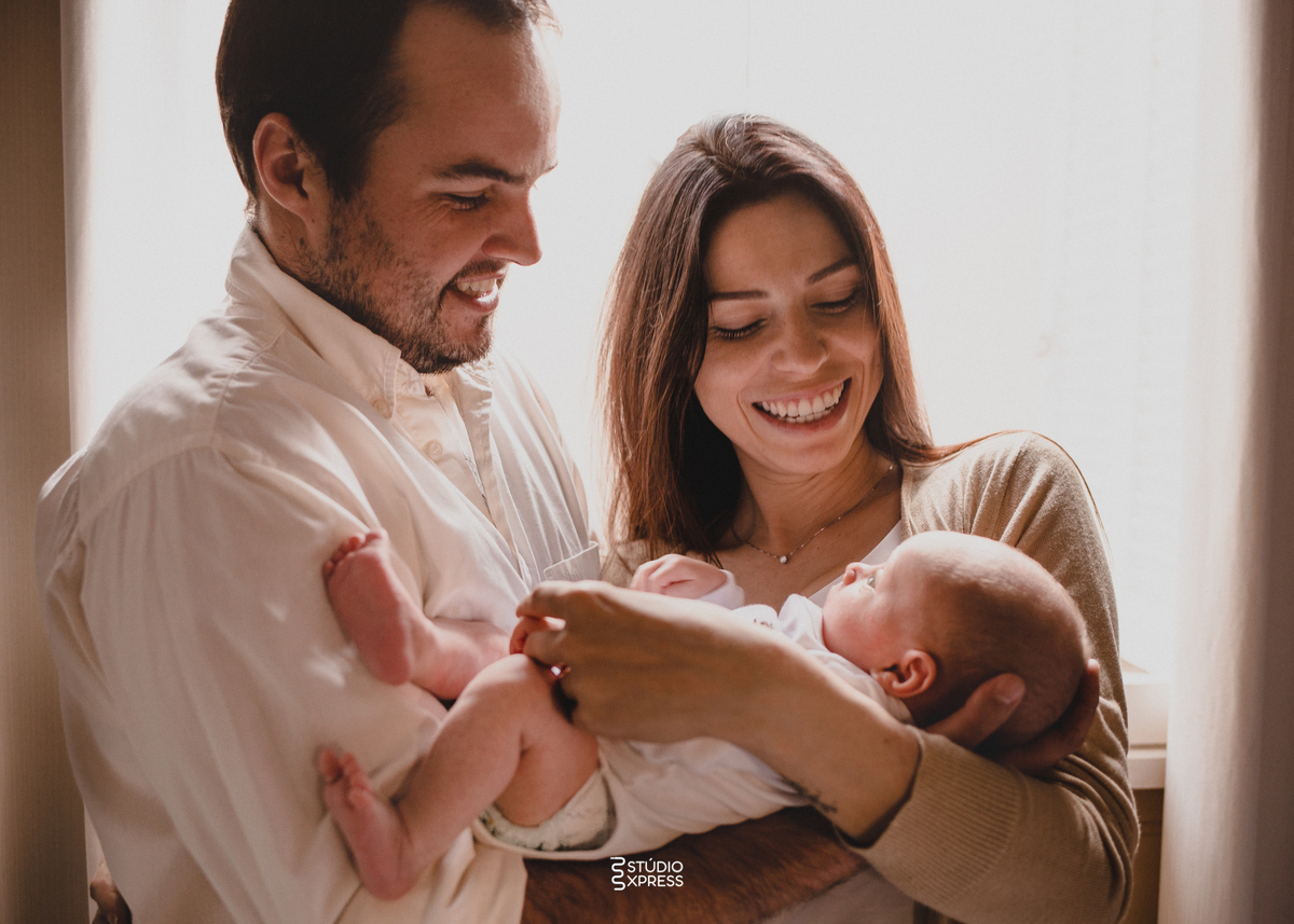 estúdio fotográfico-fotografo-família-15anos-ensaio-casamento-formatura-book de fotos-fotografa-ensaio gestante-festa de 15 anos-pré wedding-fotos profissionais-corporativos-retratos-fotos de bebê-sessão de fotos-mini wedding-dia do fotografo-ensaio newbo