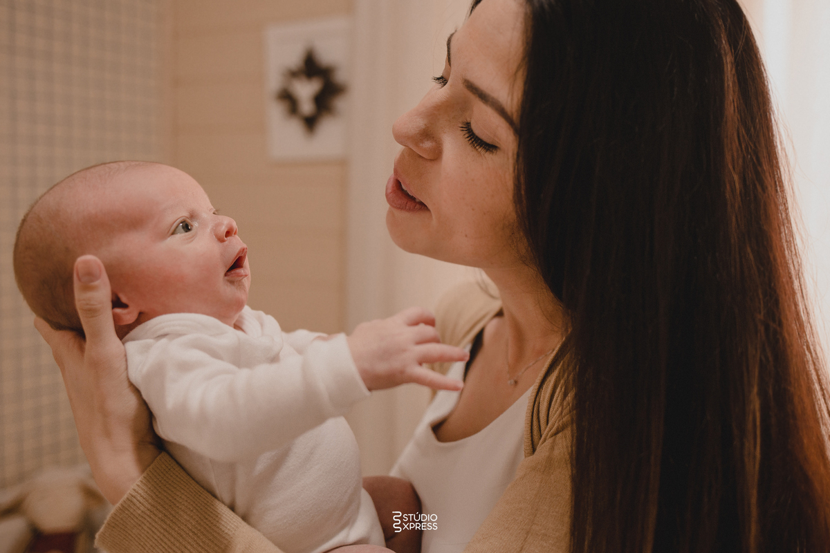 estúdio fotográfico-fotografo-família-15anos-ensaio-casamento-formatura-book de fotos-fotografa-ensaio gestante-festa de 15 anos-pré wedding-fotos profissionais-corporativos-retratos-fotos de bebê-sessão de fotos-mini wedding-dia do fotografo-ensaio newbo