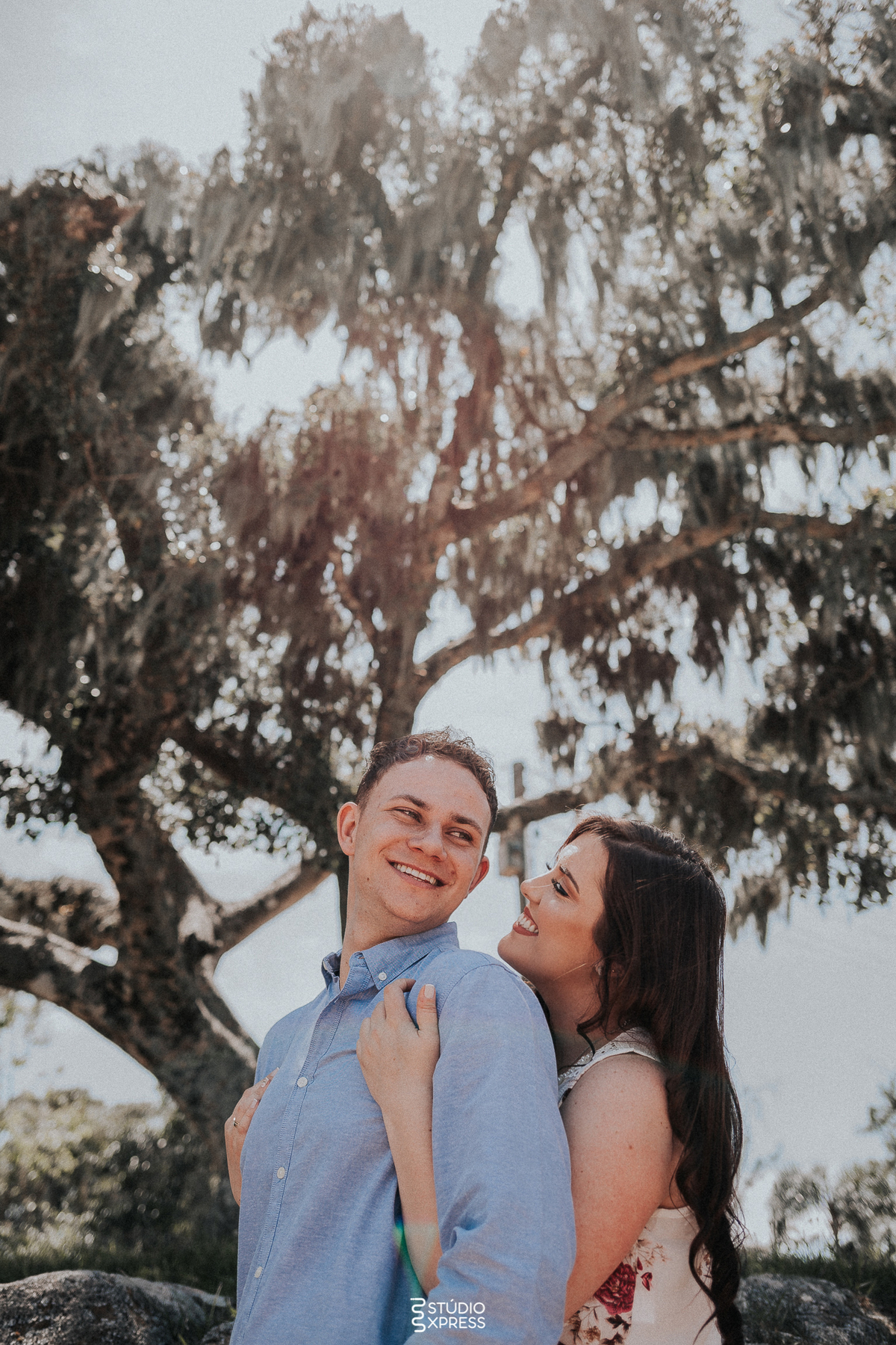 estúdio fotográfico-fotografo-família-15anos-ensaio-casamento-formatura-book de fotos-fotografa-ensaio gestante-festa de 15 anos-pré wedding-fotos profissionais-corporativos-retratos-fotos de bebê-sessão de fotos-mini wedding-dia do fotografo-ensaio newbo