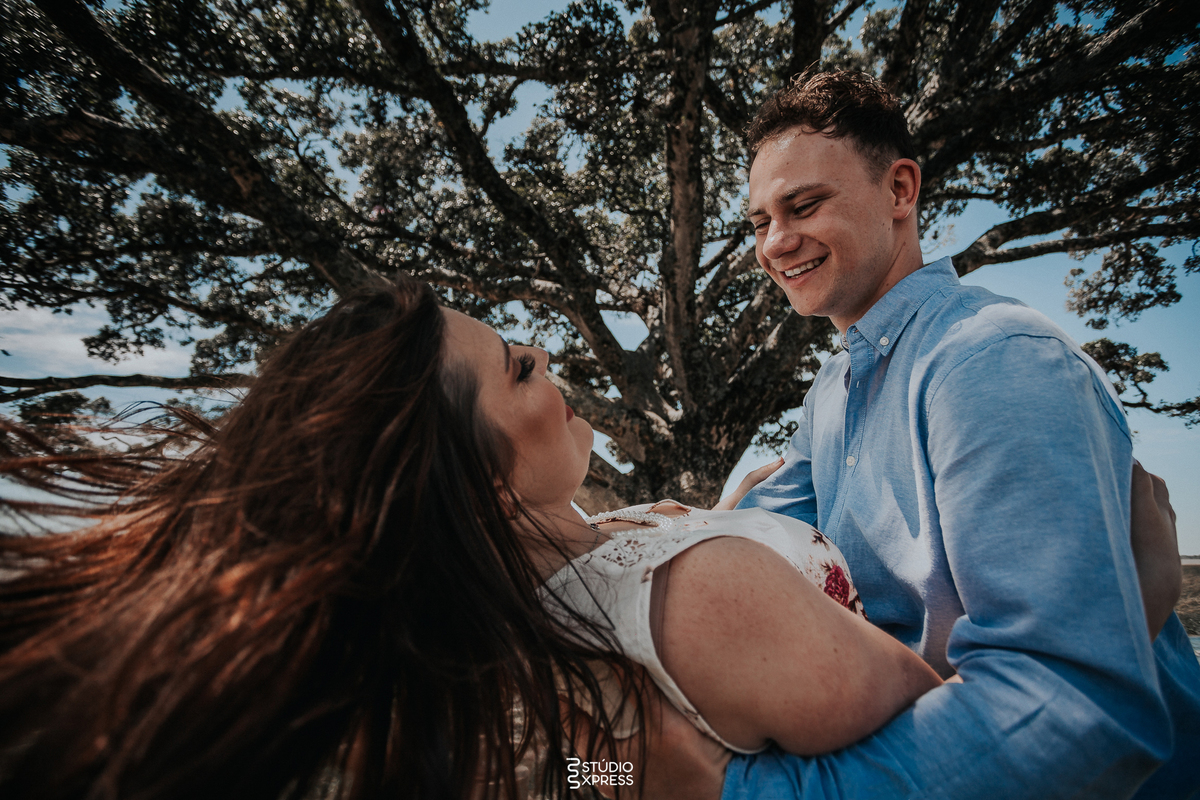 estúdio fotográfico-fotografo-família-15anos-ensaio-casamento-formatura-book de fotos-fotografa-ensaio gestante-festa de 15 anos-pré wedding-fotos profissionais-corporativos-retratos-fotos de bebê-sessão de fotos-mini wedding-dia do fotografo-ensaio newbo