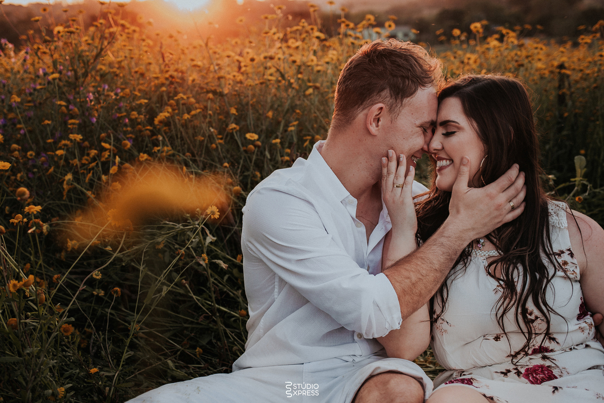 estúdio fotográfico-fotografo-família-15anos-ensaio-casamento-formatura-book de fotos-fotografa-ensaio gestante-festa de 15 anos-pré wedding-fotos profissionais-corporativos-retratos-fotos de bebê-sessão de fotos-mini wedding-dia do fotografo-ensaio newbo