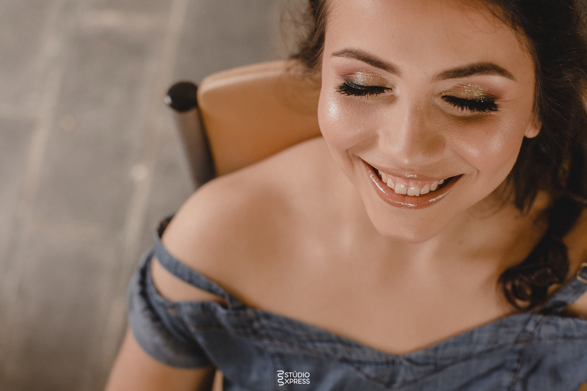 estúdio fotográfico-fotografo-família-15anos-ensaio-casamento-formatura-book de fotos-fotografa-ensaio gestante-festa de 15 anos-pré wedding-fotos profissionais-corporativos-retratos-fotos de bebê-sessão de fotos-mini wedding-dia do fotografo-ensaio newbo