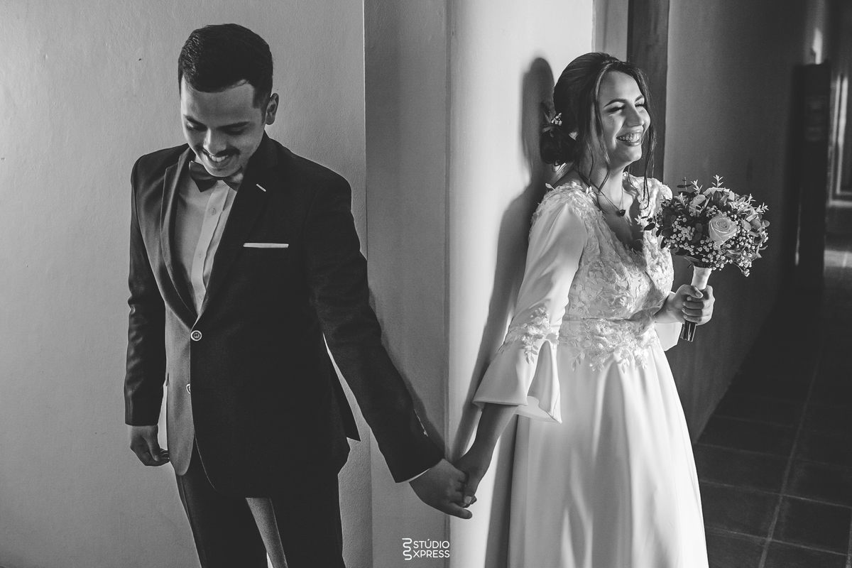 estúdio fotográfico-fotografo-família-15anos-ensaio-casamento-formatura-book de fotos-fotografa-ensaio gestante-festa de 15 anos-pré wedding-fotos profissionais-corporativos-retratos-fotos de bebê-sessão de fotos-mini wedding-dia do fotografo-ensaio newbo