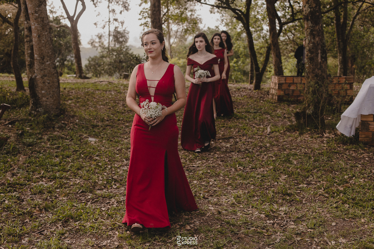 estúdio fotográfico-fotografo-família-15anos-ensaio-casamento-formatura-book de fotos-fotografa-ensaio gestante-festa de 15 anos-pré wedding-fotos profissionais-corporativos-retratos-fotos de bebê-sessão de fotos-mini wedding-dia do fotografo-ensaio newbo