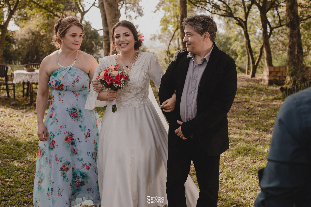 estúdio fotográfico-fotografo-família-15anos-ensaio-casamento-formatura-book de fotos-fotografa-ensaio gestante-festa de 15 anos-pré wedding-fotos profissionais-corporativos-retratos-fotos de bebê-sessão de fotos-mini wedding-dia do fotografo-ensaio newbo