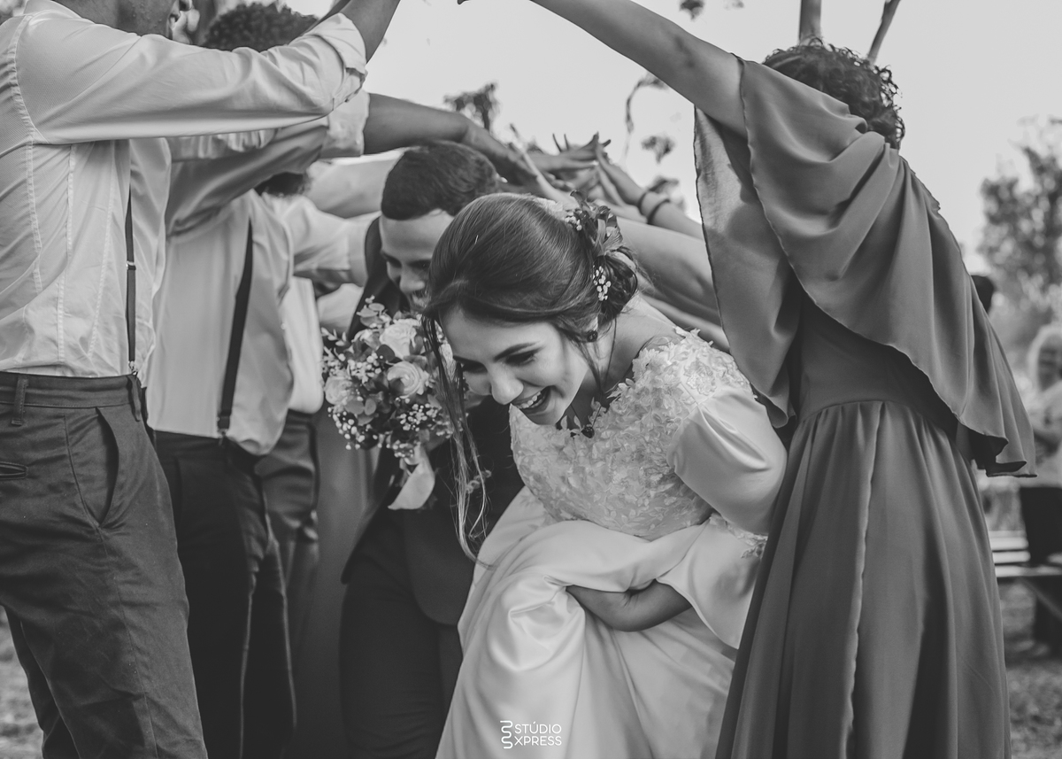 estúdio fotográfico-fotografo-família-15anos-ensaio-casamento-formatura-book de fotos-fotografa-ensaio gestante-festa de 15 anos-pré wedding-fotos profissionais-corporativos-retratos-fotos de bebê-sessão de fotos-mini wedding-dia do fotografo-ensaio newbo