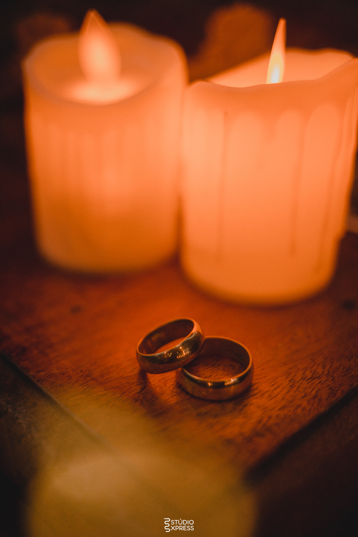 estúdio fotográfico-fotografo-família-15anos-ensaio-casamento-formatura-book de fotos-fotografa-ensaio gestante-festa de 15 anos-pré wedding-fotos profissionais-corporativos-retratos-fotos de bebê-sessão de fotos-mini wedding-dia do fotografo-ensaio newbo