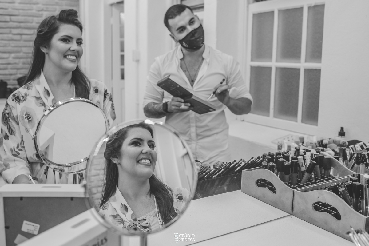 estúdio fotográfico - fotografo - família - 15 anos - ensaio - casamento - formatura - book de fotos - fotografa - ensaio gestante - festa de 15 anos - pré wedding - fotos profissionais - corporativos - retratos - fotos de bebê - sessão de fotos - mini we