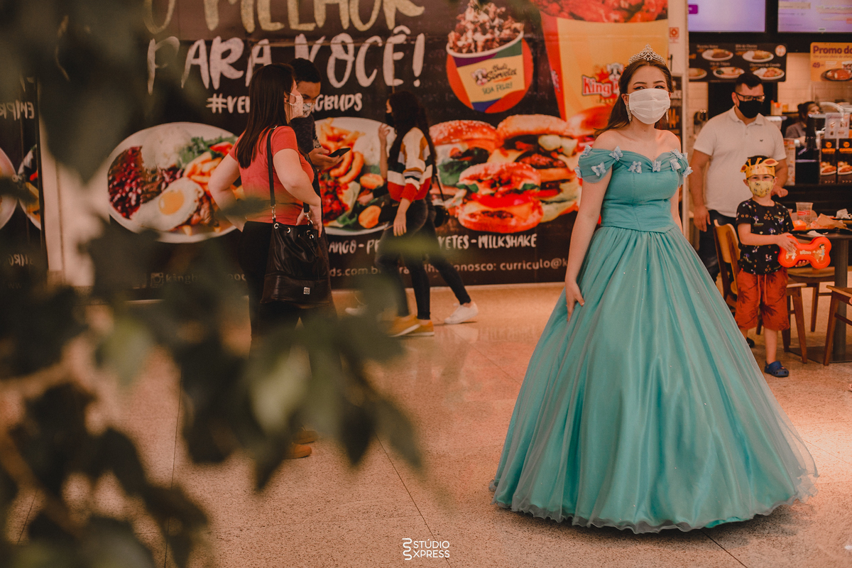 estúdio fotográfico-fotografo-família-15anos-ensaio-casamento-formatura-book de fotos-fotografa-ensaio gestante-festa de 15 anos-pré wedding-fotos profissionais-corporativos-retratos-fotos de bebê-sessão de fotos-mini wedding-dia do fotografo-ensaio newbo