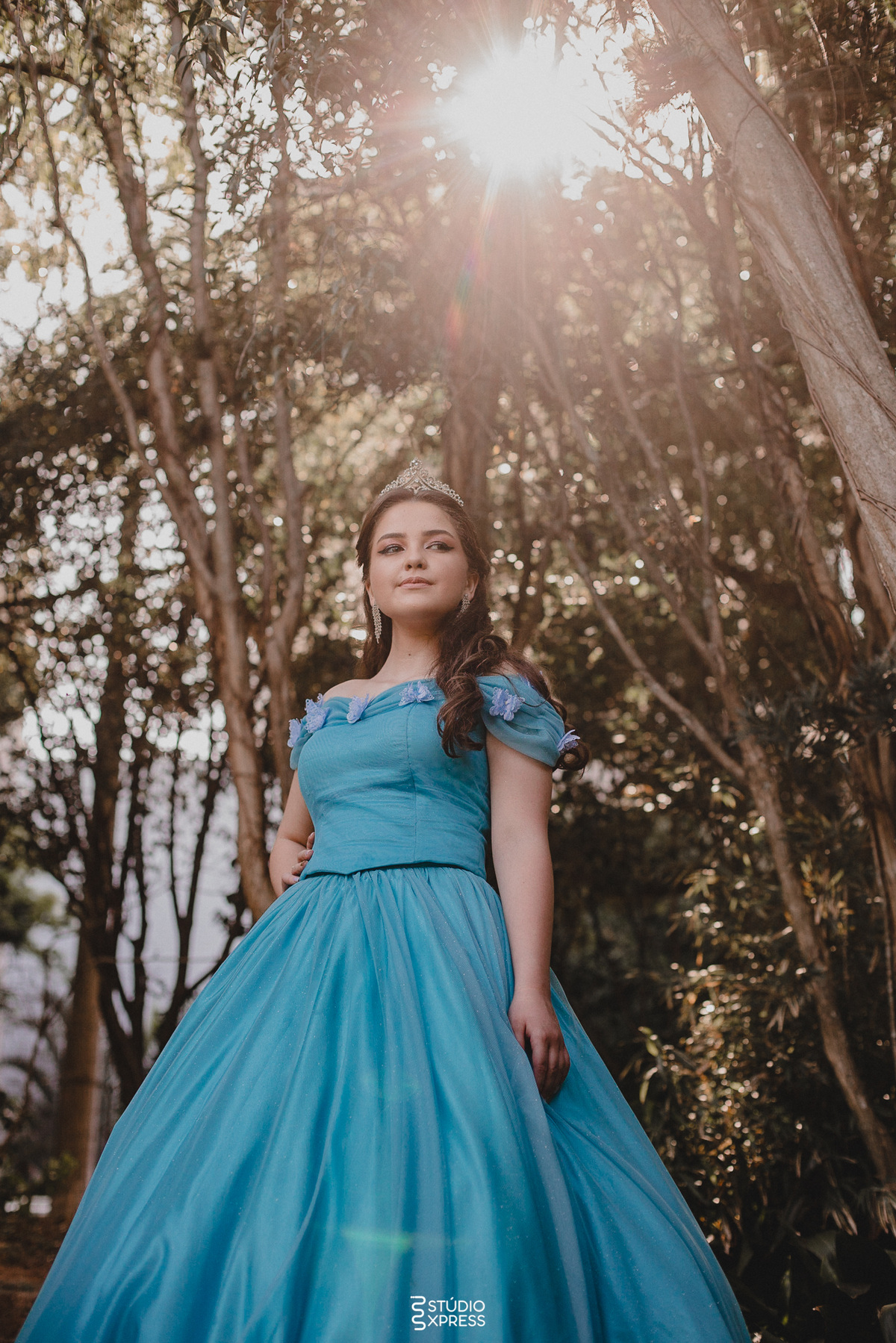 estúdio fotográfico-fotografo-família-15anos-ensaio-casamento-formatura-book de fotos-fotografa-ensaio gestante-festa de 15 anos-pré wedding-fotos profissionais-corporativos-retratos-fotos de bebê-sessão de fotos-mini wedding-dia do fotografo-ensaio newbo