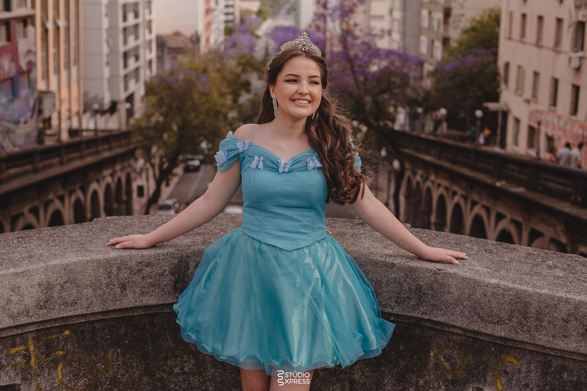 estúdio fotográfico-fotografo-família-15anos-ensaio-casamento-formatura-book de fotos-fotografa-ensaio gestante-festa de 15 anos-pré wedding-fotos profissionais-corporativos-retratos-fotos de bebê-sessão de fotos-mini wedding-dia do fotografo-ensaio newbo