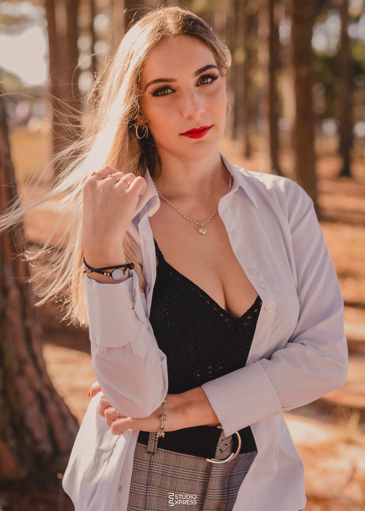 15anos-debutanteexpress-makeup-arambare-praia-camaqua-photo-modelo-festade15anos-festa-portrait-ensaiofotografico-fashion-ensaioexterno-ensaiofeminino
