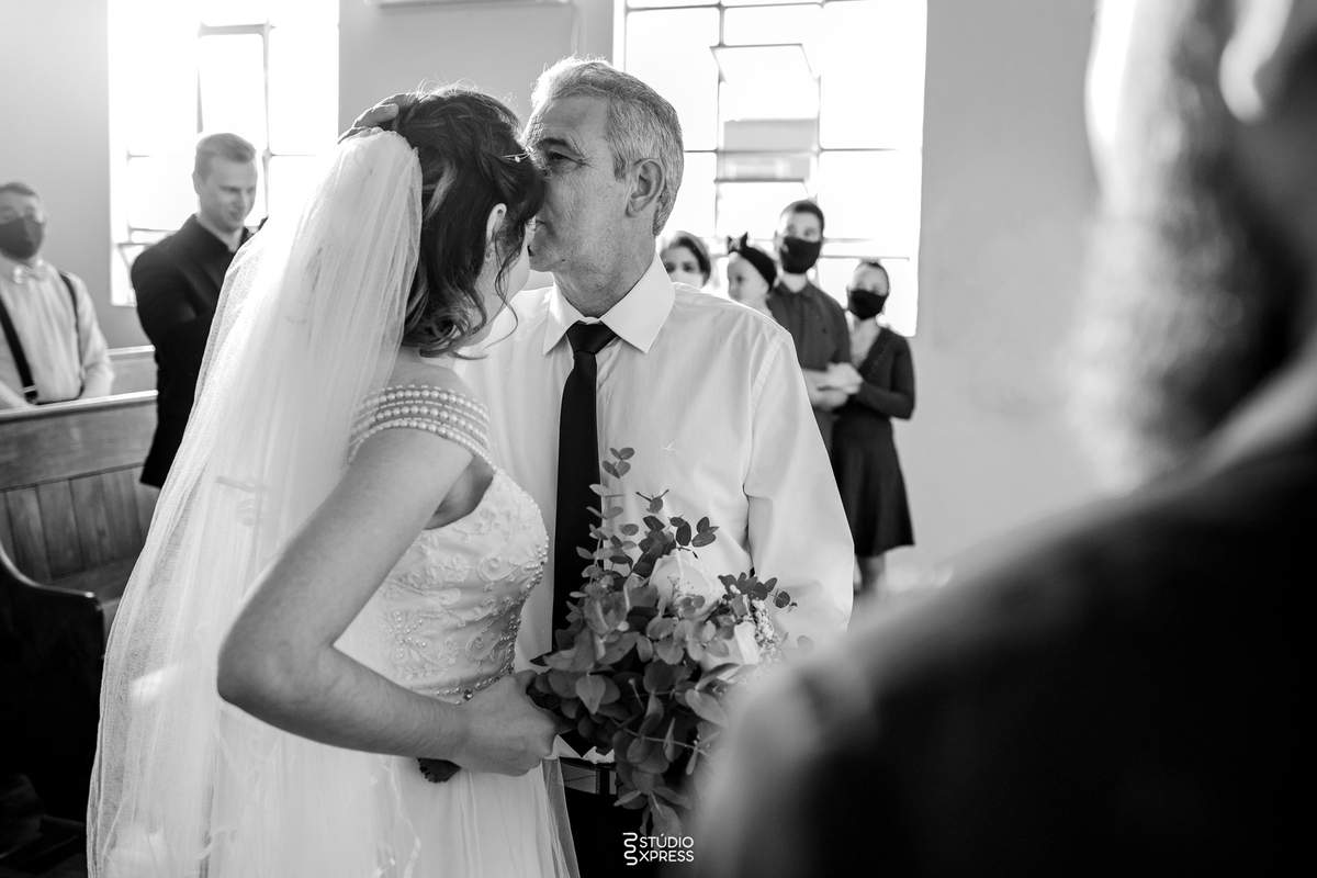 #casamento #wedding #noiva #love #amor #noivas #bride #festa #brasil #noivos #fotografia #photography #noivado #weddingdress #vestidodenoiva #weddingday #casamentos #voucasar #prewedding #instagood #noivo #eventos #casal #wedding #love #bride #photography